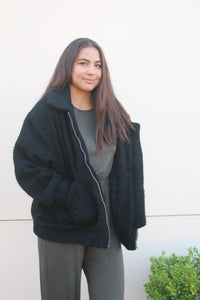 FLUFFY JACKET BLACK