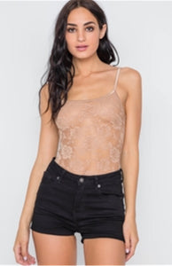 BARELY THERE FLORAL LACE TOP